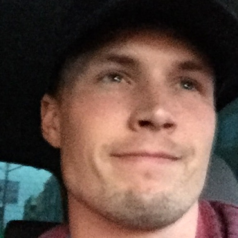 Meet your Posher, Alex